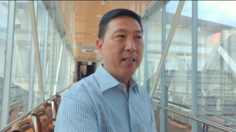Budi Yako Pertanyakan Konsep Bantuan Beasiswa Program Dumisake